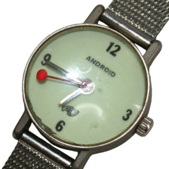 Vintage Android Analog Ladies Watch – Silver with Mesh Wristband - Picture 2 of 5